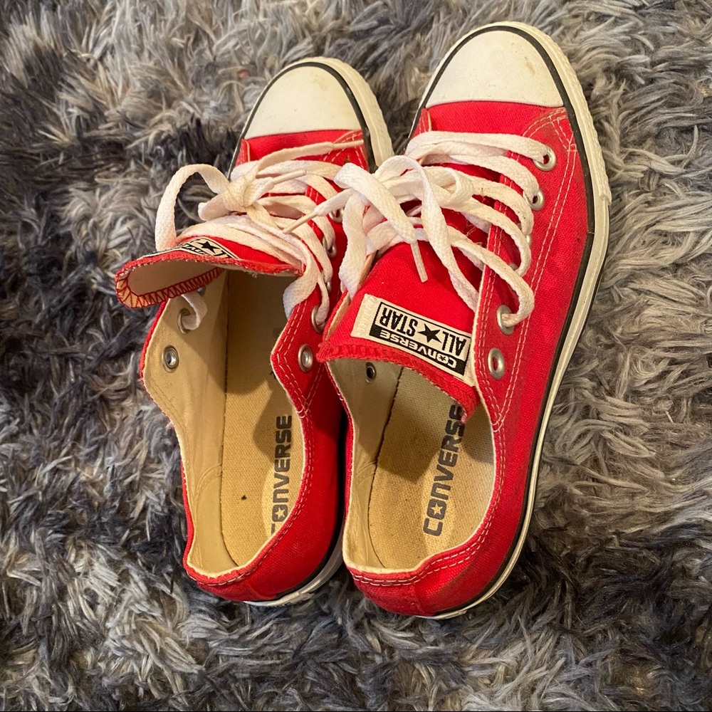 RED CONVERSE- Men & Women
